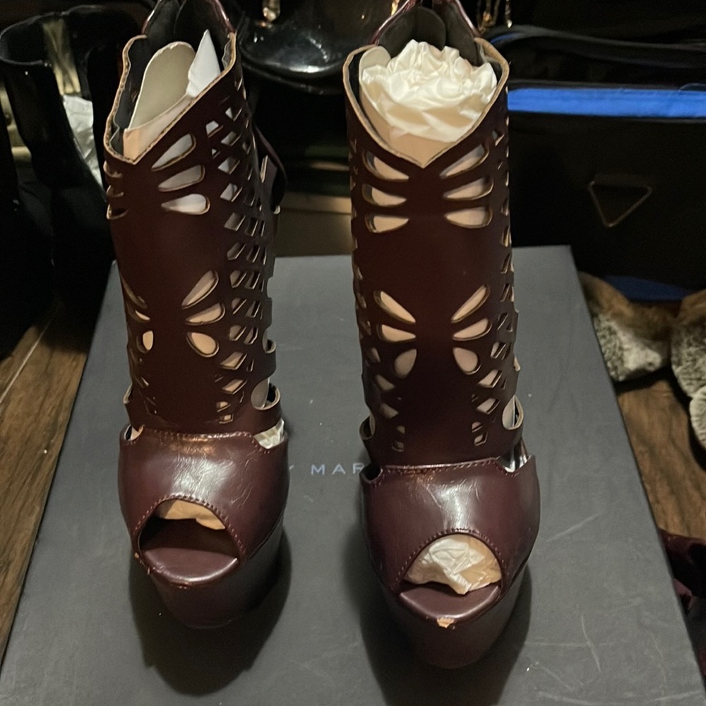 Wine Summer Platforms - image 2